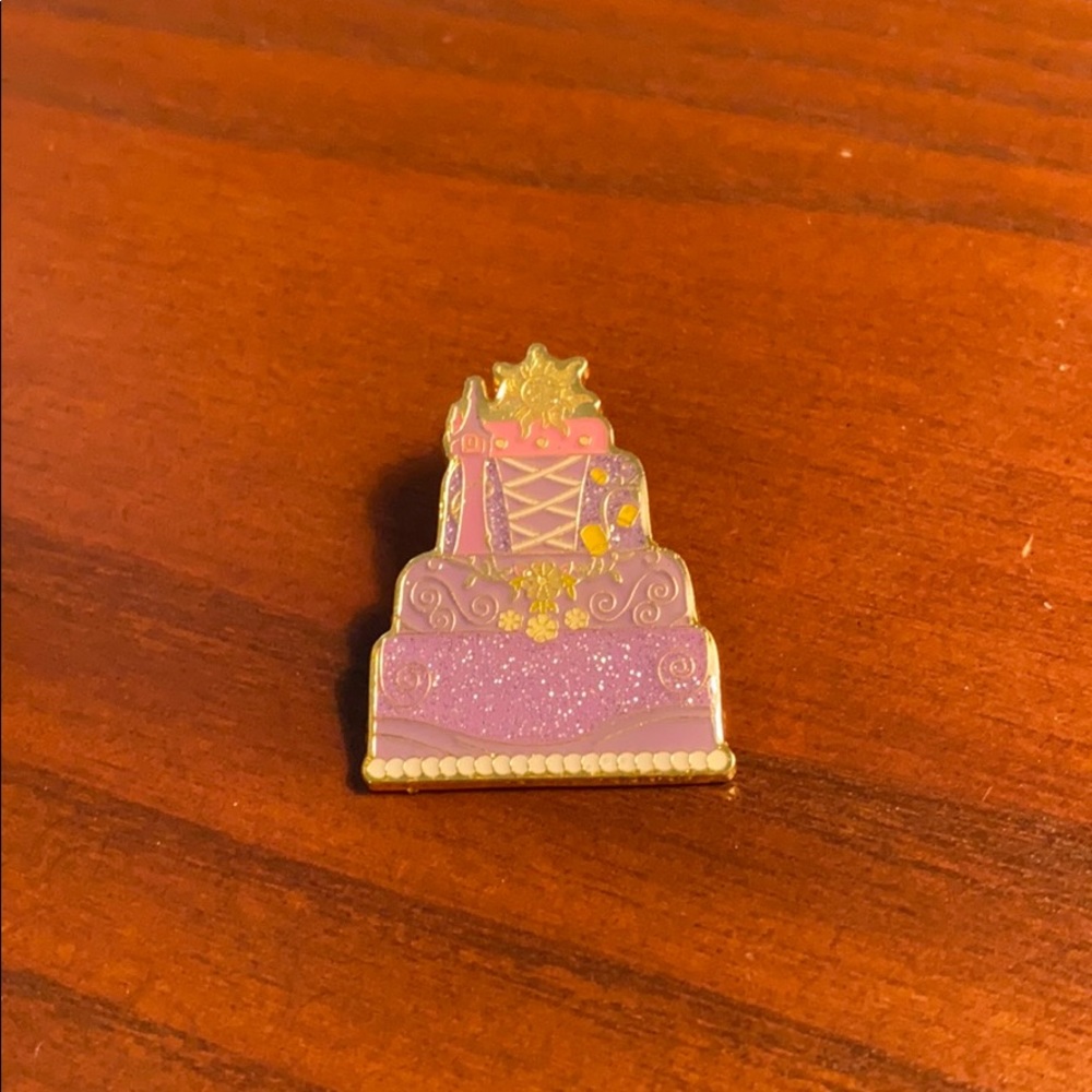 Rapunzel pin